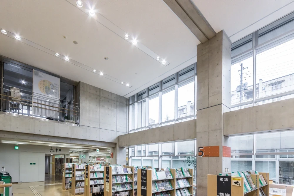 北区立中央図書館（東京）