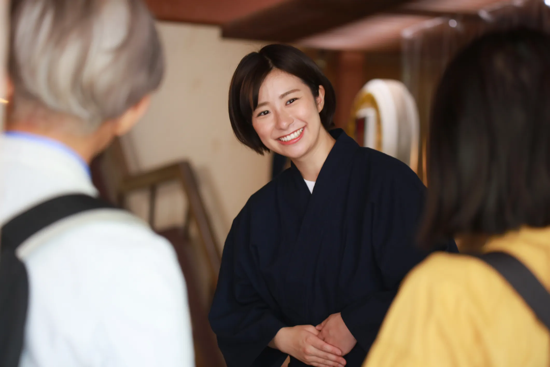 ホスピタリティとはどんな意味？ サービスとの違いと、日本独自の「おもてなし」文化の融合