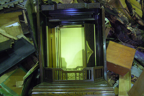 塔婆・仏壇・その他縁起物