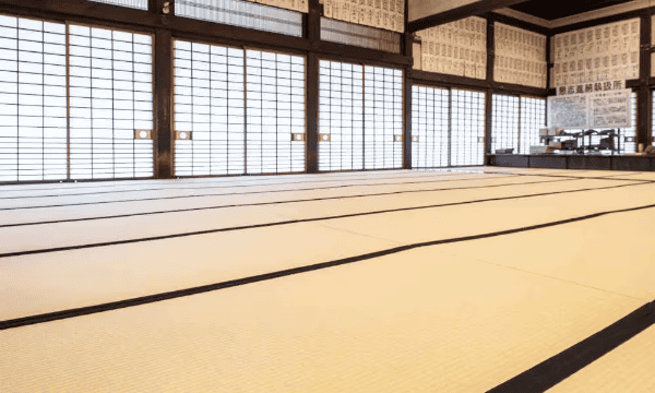 亀山御坊本徳寺の畳の部屋
