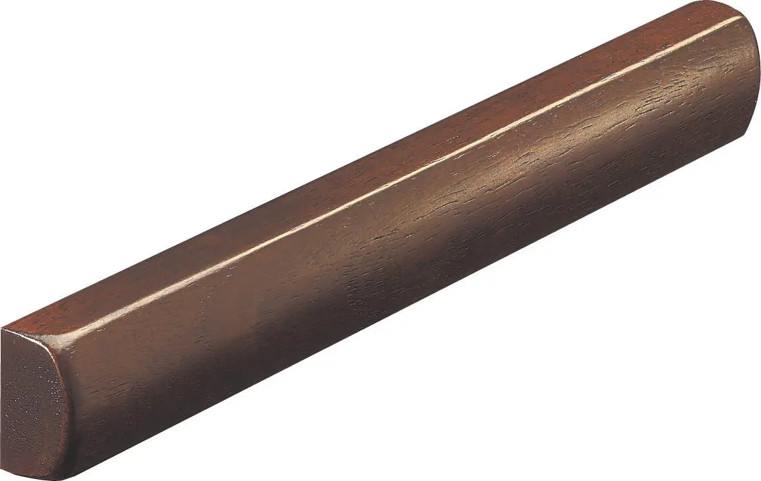 〈ダルブラウン色〉