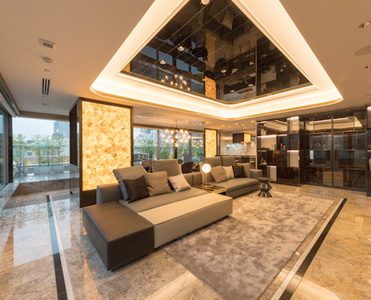 高い技術+幅広い知識