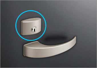 セパレート　84デザイン　簡易シリンダー錠座　Ｔシルバー
<br>【簡易的な錠で、防犯上の効果はありません。】