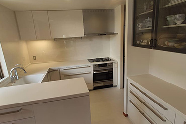 築22年のマンションのキッチンと浴室のリフォーム工事。